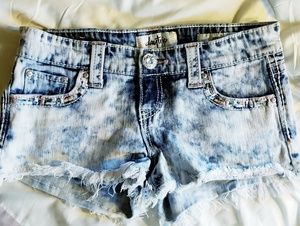 Daytrip Gemini Shorts